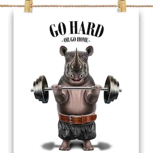 Rhinocéros haltérophilie et fitness dans une salle de sport - Impression d'affiche, art mural, décoration d'intérieur et carte postale - PrintStarTee