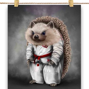 Artiste martial hérisson en judogi blanc : judo et karaté - impression d'affiche, art mural, décoration d'intérieur et carte postale - PrintStarTee