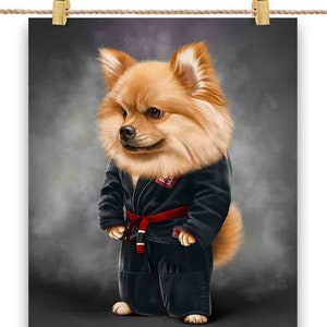 Artista marcial de cão pomerânia laranja em judogi preto: judô e caratê - impressão de pôster, arte de parede, decoração de casa e cartão postal - PrintStarTee