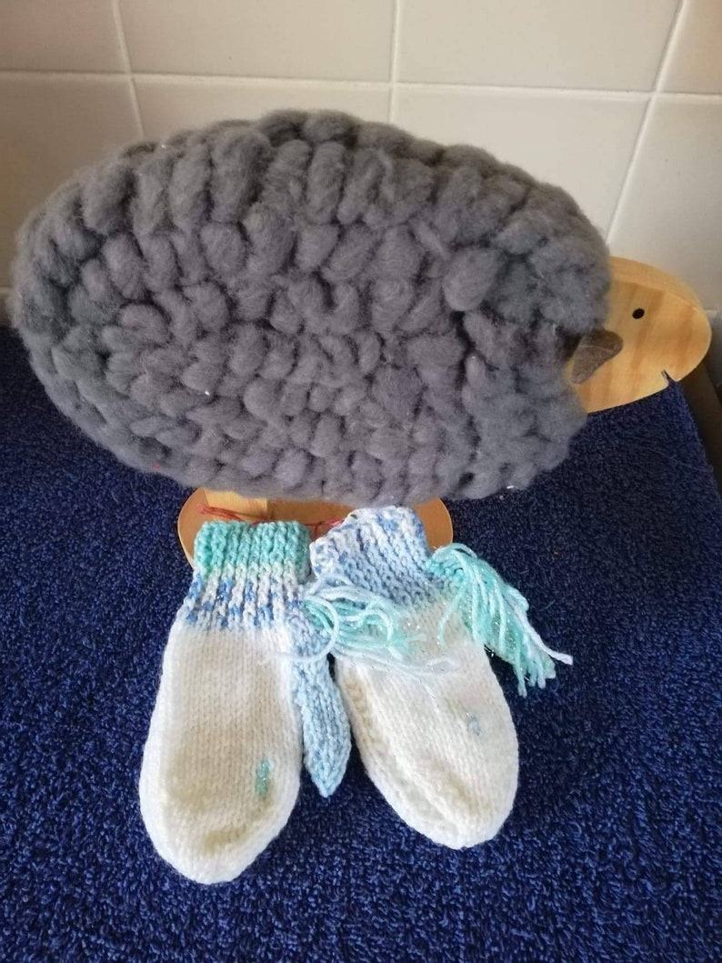 mittens to fit age 5-7 years Hand Knitted unicorn