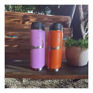 Bouteille d'eau Cape Cod Map en acier inoxydable, isolée sous vide, gravée au laser, peut être personnalisée 16 couleurs 12 20 32 40 onces disponible