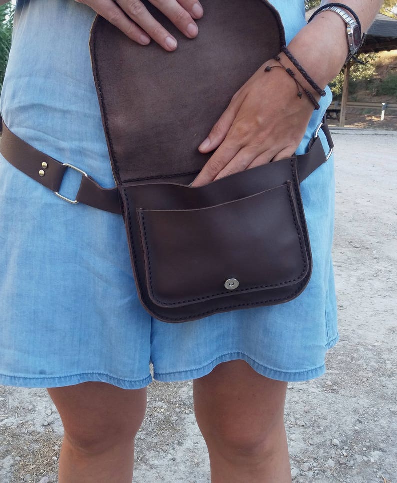 Printed leather fanny pack