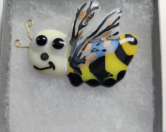 Bumble Bee Brooch