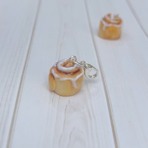 Cinnamon Roll Charm