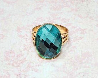 Blue Faceted Glass Cabochon Ring, Aqua Blue Ring, Blue Cocktail Ring, Costume Jewelry Ring, Adjustable Size 7-9