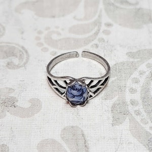 Blue Rose Cameo Ring, Vintage Porcelain Cameo Ring, Silver Plated Antique Style Ring, Victorian Style Ring, Adjustable Ring, Size 7+