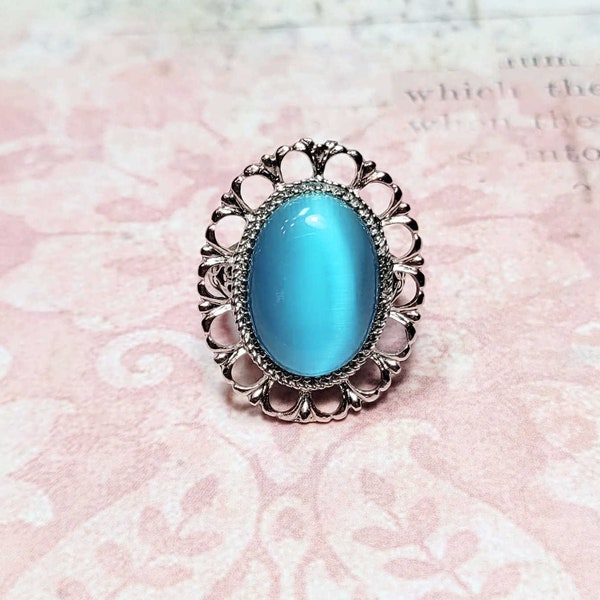 Vintage Style Ring, Repurposed Costume Jewelry Ring, Blue Cocktail Ring, Blue Statement Ring, Silver Plated Adjustable Ring, Sz 7-9