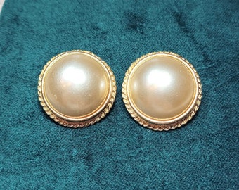 Cream Pearl Clip-On Earrings, Faux Pearl Cabochon Earrings, Non-Pierced Earrings, Classic Costume Jewelry, Upcycled Vintage Jewelry