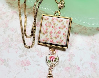 Collier de style shabby chic, pendentif floral de style vintage, pendentif carreau de céramique, chaîne plaquée or 18 carats, cadeau pour amateur de vintage