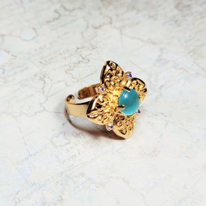 Blue Cat's Eye Ring, Gold Tone Statement Ring, Blue Cocktail Ring, Blue Ring, Costume Jewelry Ring, Adjustable Ring Size 8 image 6