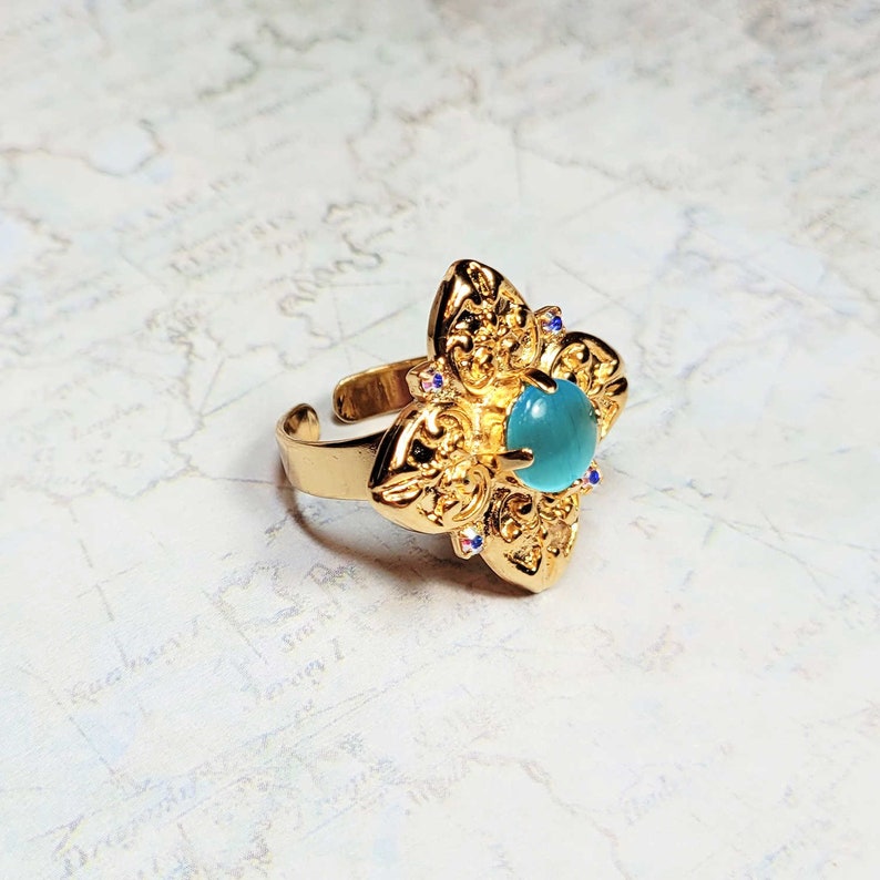 Blue Cat's Eye Ring, Gold Tone Statement Ring, Blue Cocktail Ring, Blue Ring, Costume Jewelry Ring, Adjustable Ring Size 8 image 6