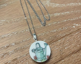 Broken vintage Gardening necklace