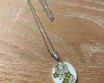 Broken china Daisy Corelle necklace