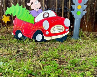 Classic Red Car carrying Christmas Tree 3D effect Traffic Lights Wooden Yard Art Decorations