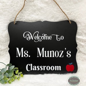 Personalized Teacher Sign, Teacher gift, Teacher Name Sign, Teacher Appreciation Gift, Classroom Welcome Sign
