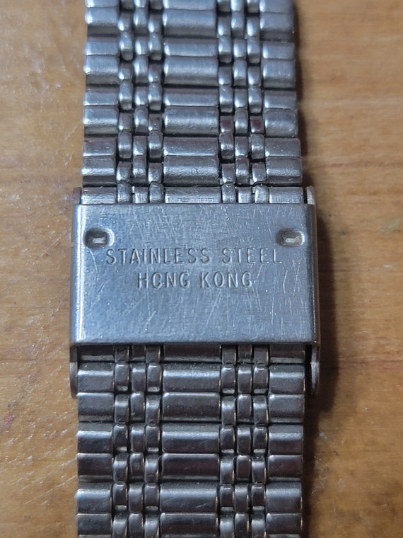Vintage 1980 Timex Warch - image 4