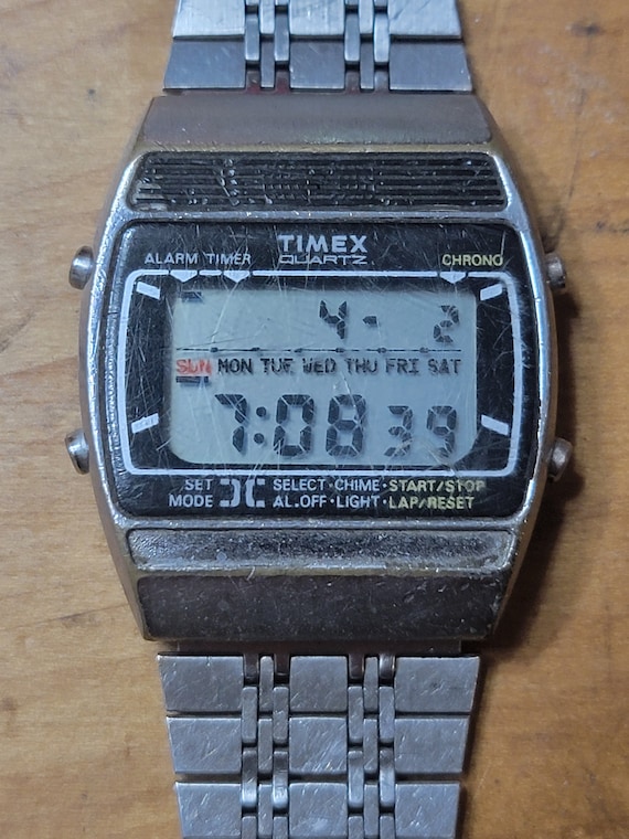 Vintage 1980 Timex Warch - image 1