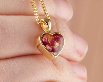 Flower Yellow Gold Heart Necklace