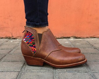 Chichi Ankle boots - Handmade in Guatemala - Women Boots - Leather Boots - Ankle Boots