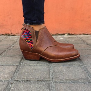 Chichi Ankle boots - Handmade in Guatemala - Women Boots - Leather Boots - Ankle Boots