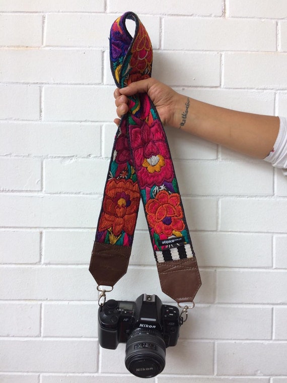 huipil camera strap