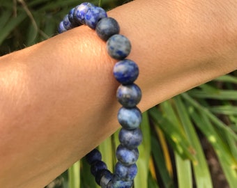 Pulsera de lapislázuli mate