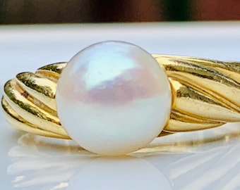 Pearl Ring Mikimoto Vintage Engagement Ring 8.5mm Akoya Pearl 18k yellow Gold South Sea Pearl