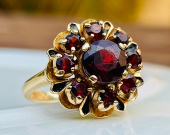 Antique Garnet ring Bohemian Garnets set in 14k yellow Gold