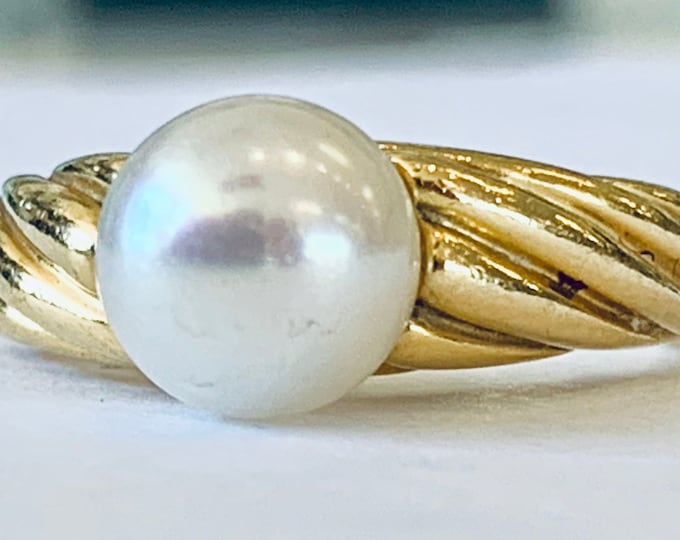 Featured listing image: Mikimoto Pearl Ring Vintage Engagement Ring 8.5mm Akoya Pearl 18k yellow Gold South Sea Pearl