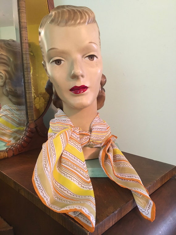 Vintage Vera Scarf, Vintage Headscarf - image 4