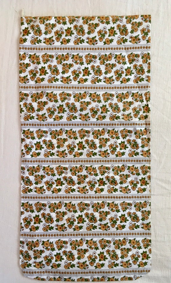 Old Floral Textile Printing Block From Jaipur - Ca 1930 Old Floral Textile Printing Block From Jaipur - Ca 1930