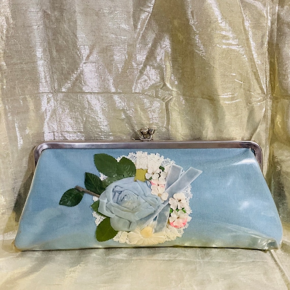 1950s Clear Plastic Blue Floral Clutch, Vintage C… - image 2