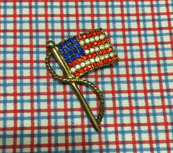 Vintage American Flag Brooch, Red White And Blue … - image 4
