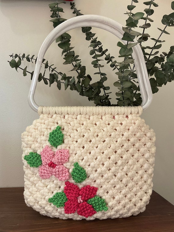 1960s White Crocheted Floral Purse, 60s Purse, Vin