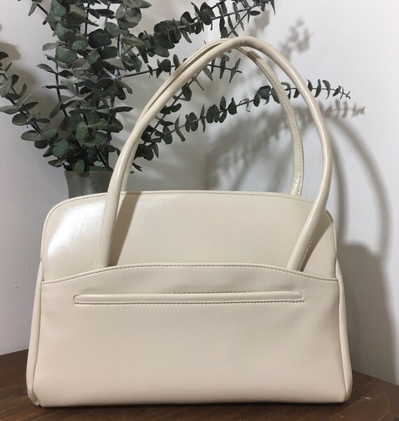 1960s off White Vinyl Handbag Vintage Top Handle Purse Mid