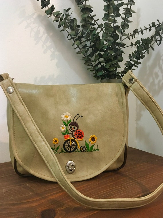 VINTAGE Large Vegan Leather Handbag / Crossbody Bag – VEGIA Bags