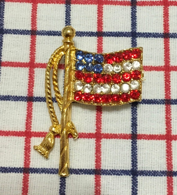 Vintage American Flag Brooch, Vintage Jewelry, 195