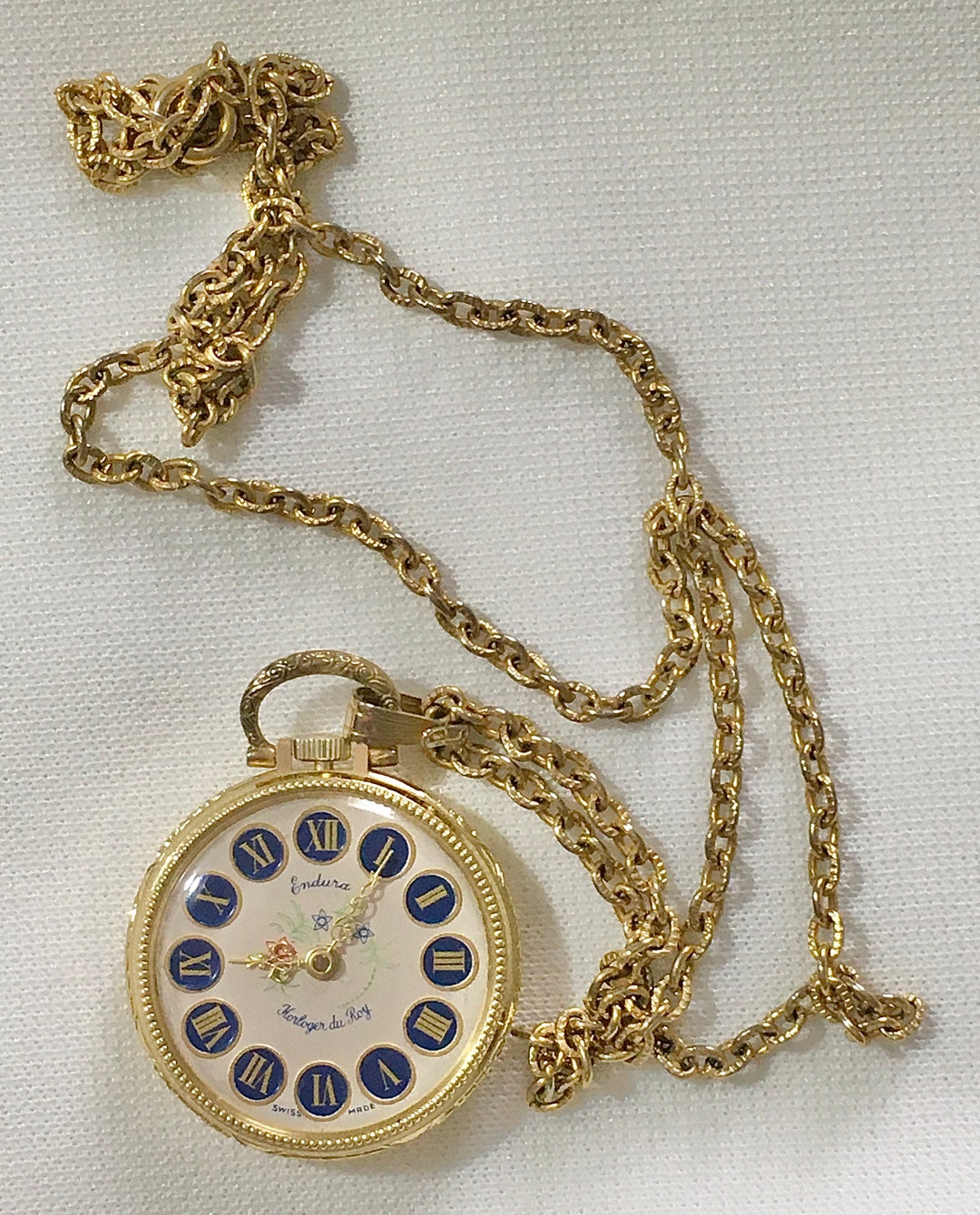 1960s Endura Swiss Made Mechanical Ladies Wind up Necklace Pendant