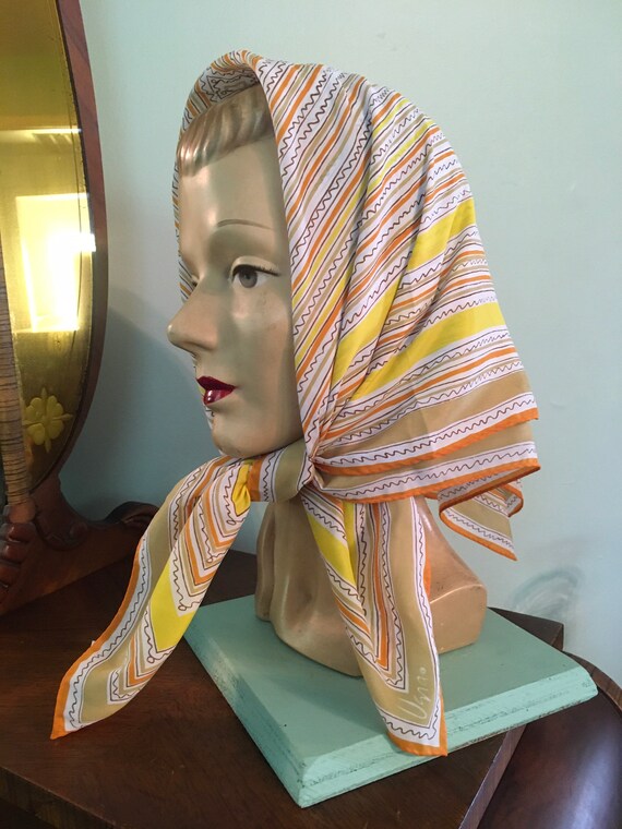 Vintage Vera Scarf, Vintage Headscarf - image 3