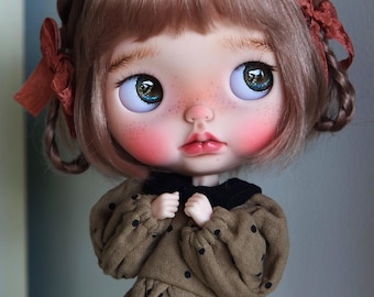 OOAK Custom Blythe Doll Emma by Cihui