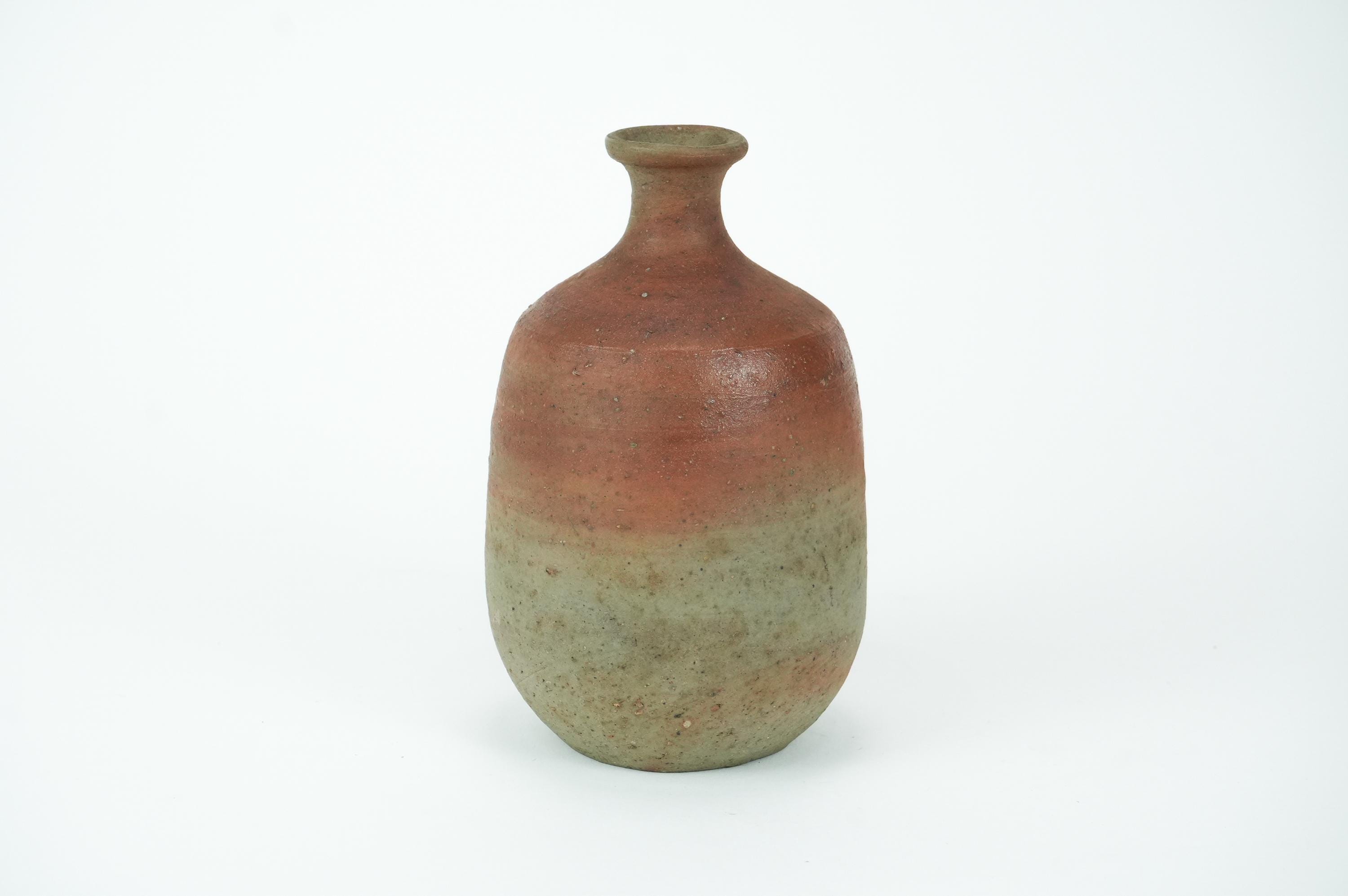 備前焼　伝統的な日本の陶器花瓶　良い窯変です箱はありません 兼重東洋 (1896 - 1967) 日本陶器 備前焼 徳利 - Etsy 日本