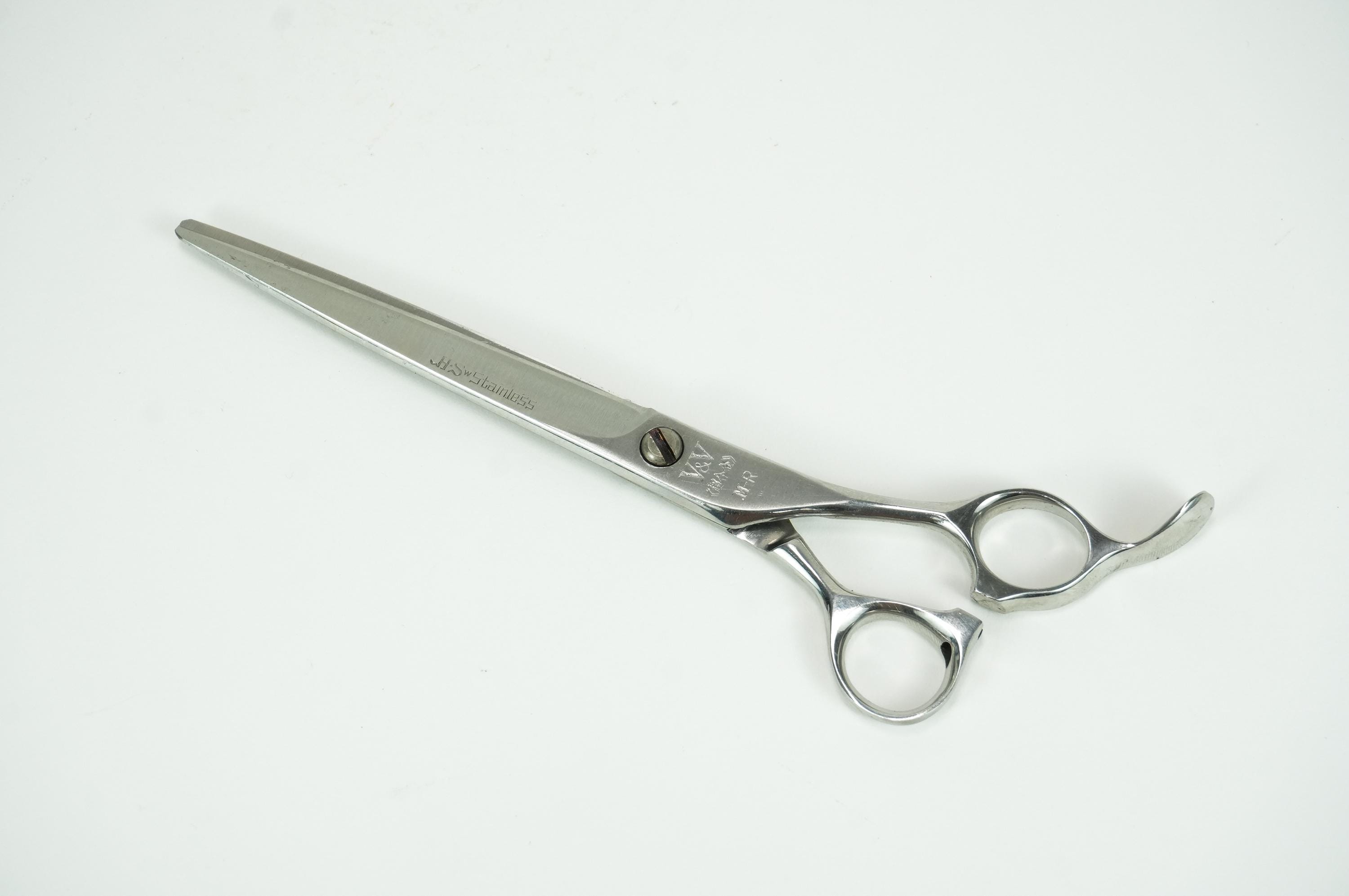 Vintage Nichiri V&V M-R Hair Scissors Japanese 6.8