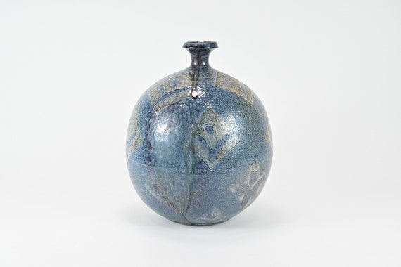 Fine Vintage Japanese Pottery Blue Salt Glazed Vase