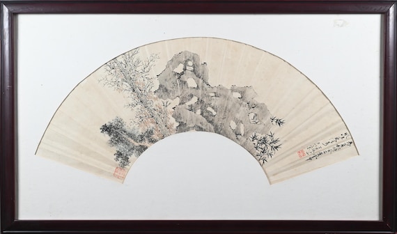 中国 団扇 白 中国美術 唐木造 白檀透彫刻 翡翠 軍配型硯屏 団扇