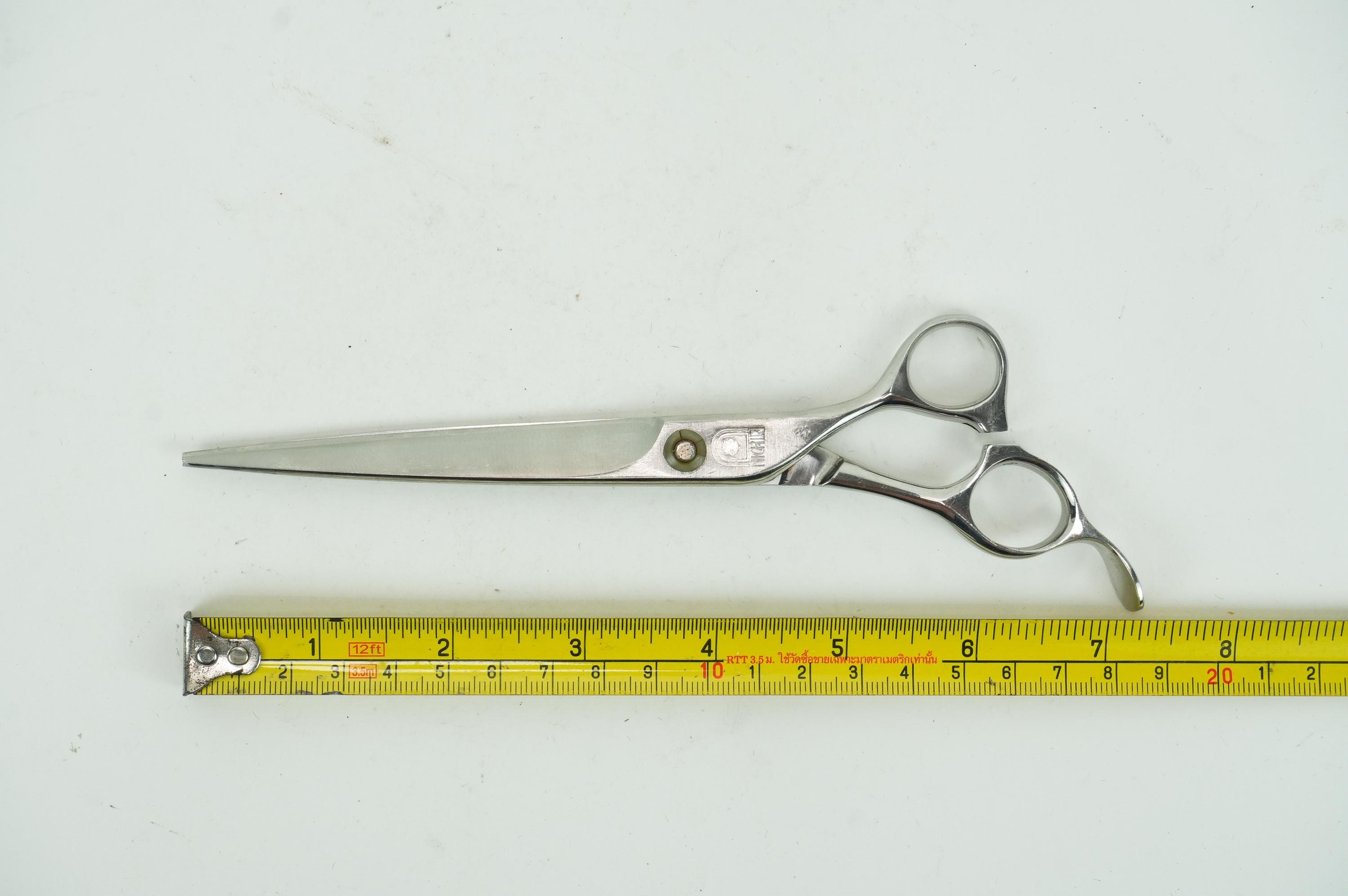 Vintage Nichiri V&V M-R Hair Scissors Japanese 6.8