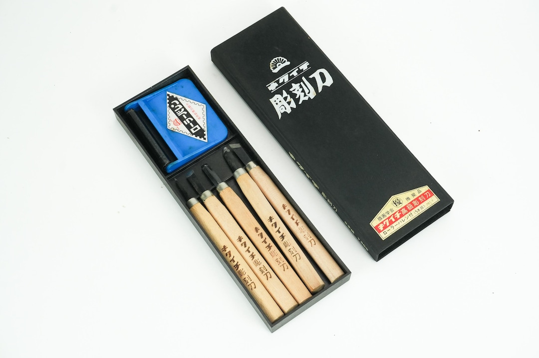 Unused Kikuichi Wood Carved Set 5 Pc. Japanese Chisels Wood