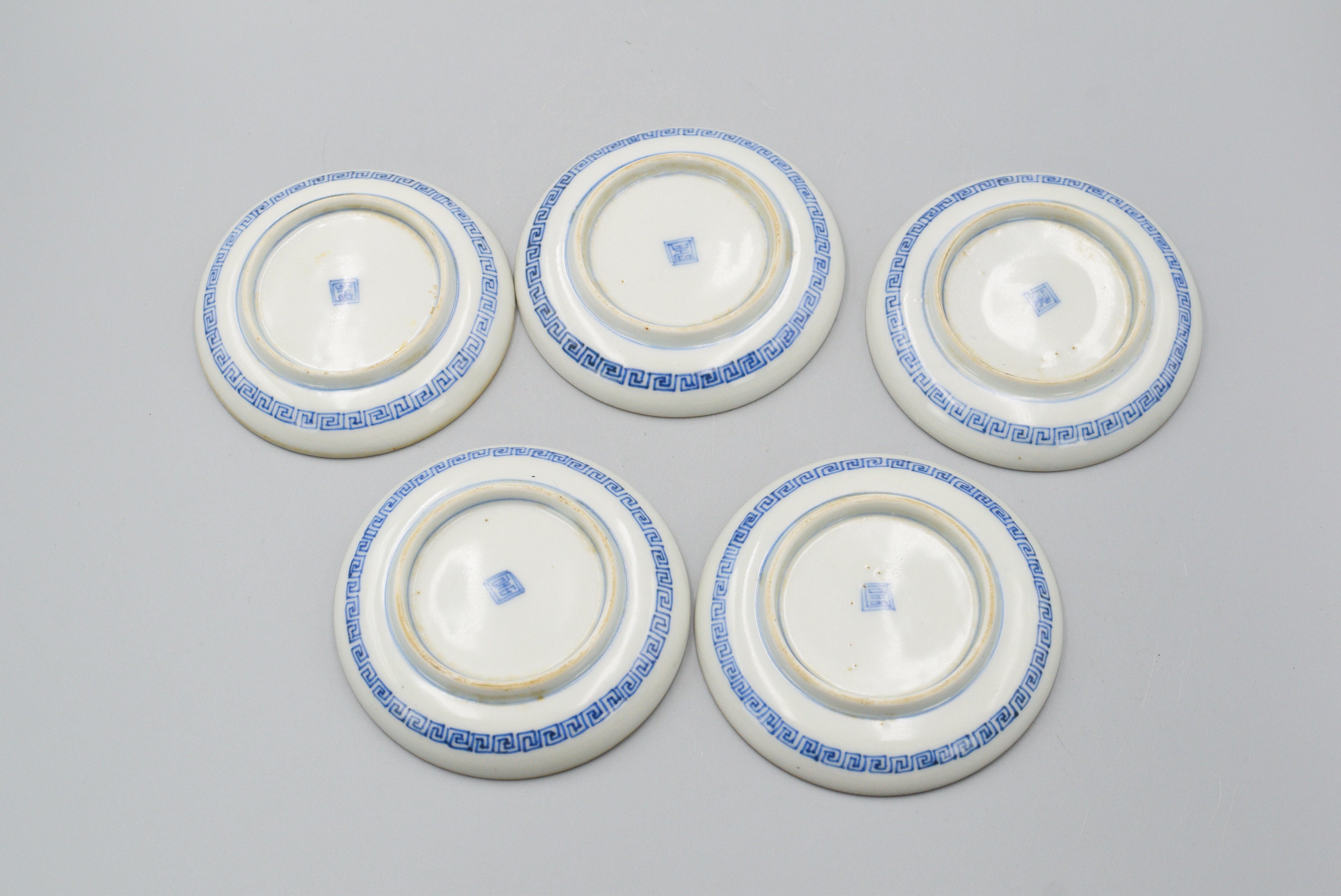 アンティークな日本の青白磁の染付皿 5 枚セット - Etsy 日本