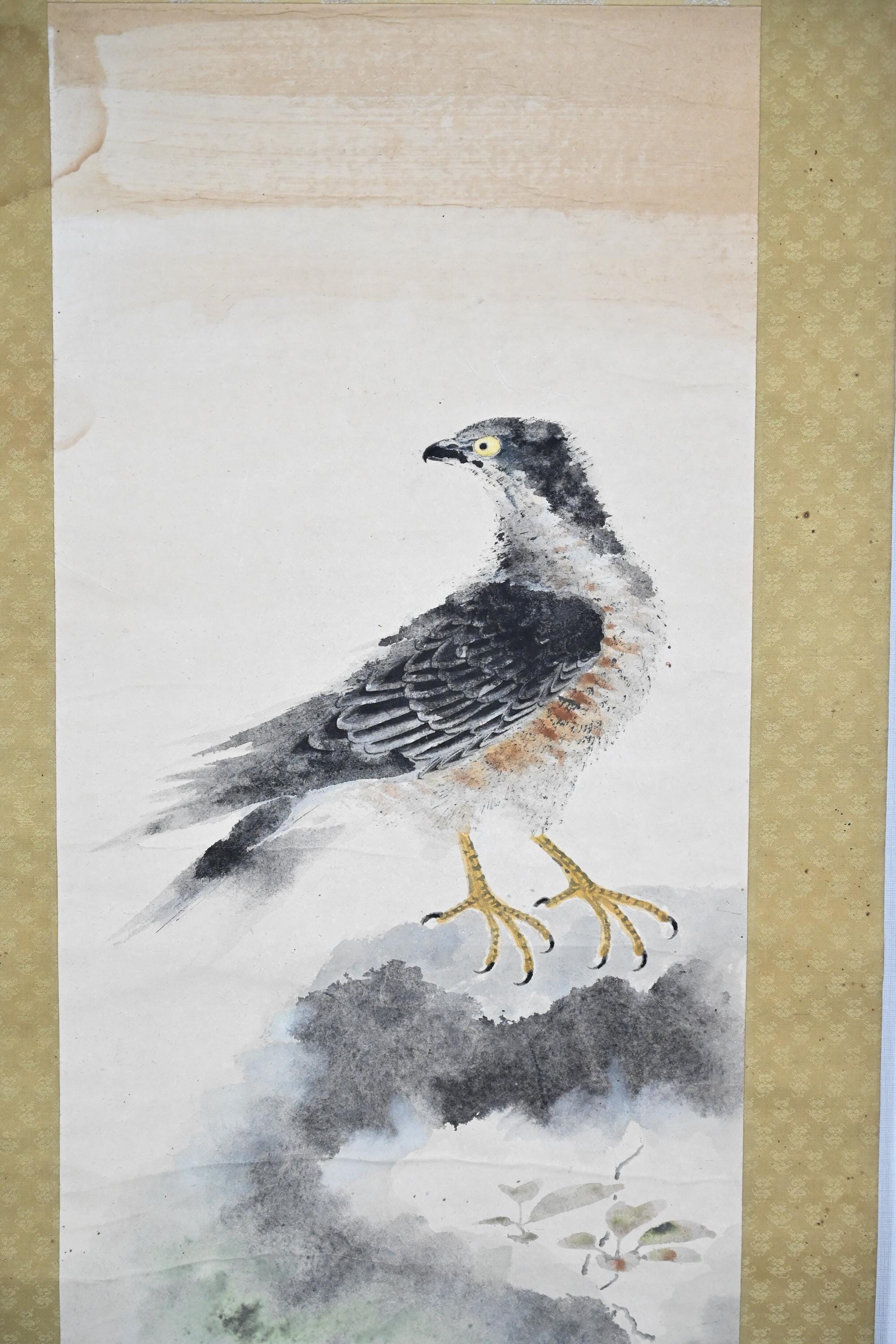 Antique Japanese Hanging Scroll Painting of Bird on Paper Kakejiku