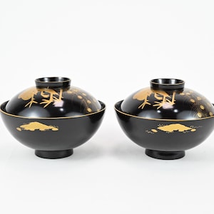 Pair Of Japanese Wooden Wajima - Nuri Lacquer Maki-E Peacock With Mother Of Pearl Rice Covered Bowl