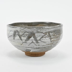 Vintage Japanese Pottery Chawan Tea Bowl